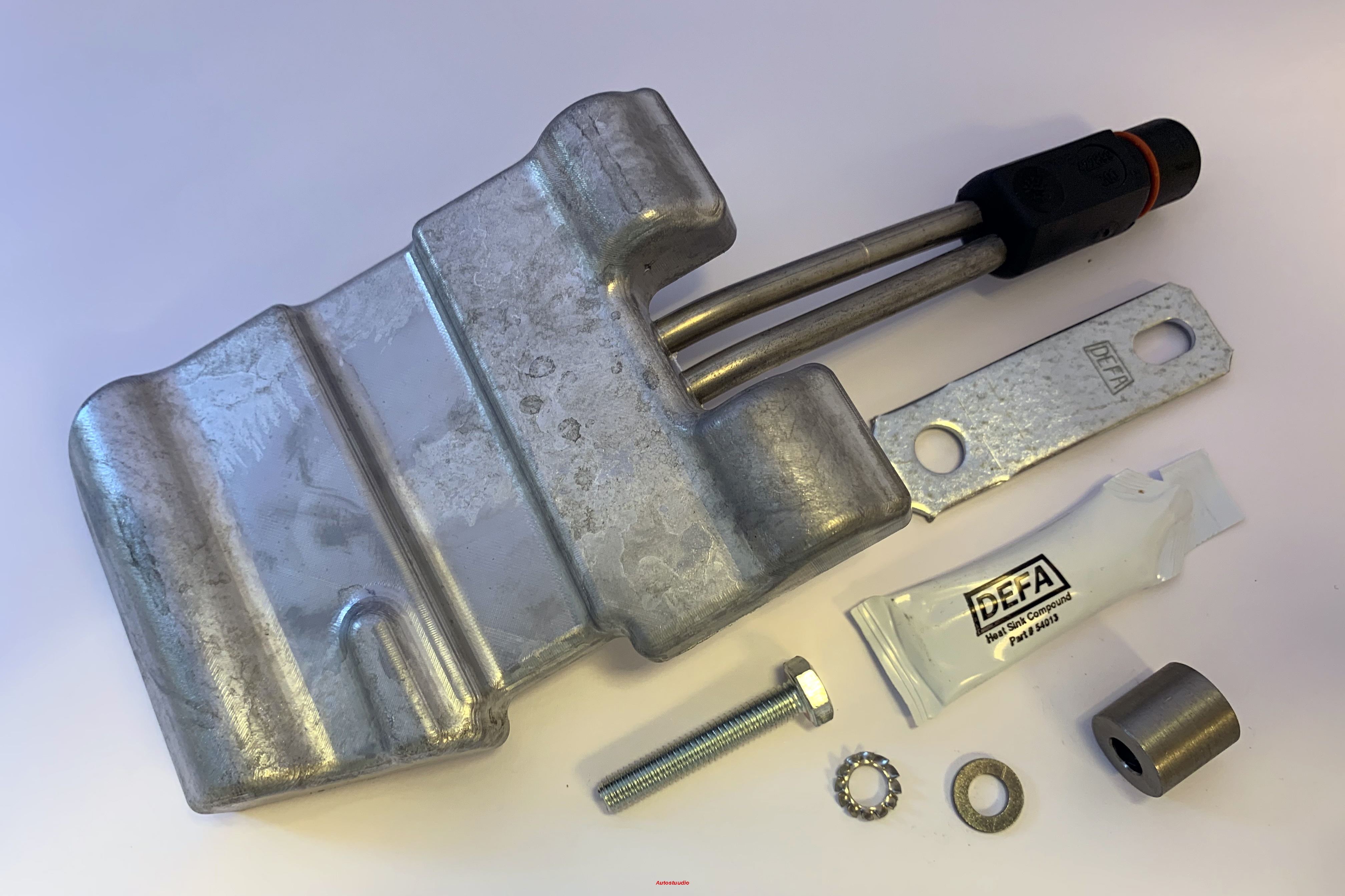 DEFA mootorisoojenduse element 422899, pindpaigaldus