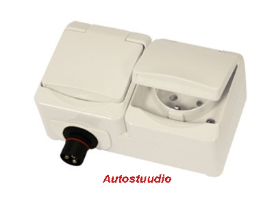 Pistikupesa 230V AC topelt, pinnapealne, valge